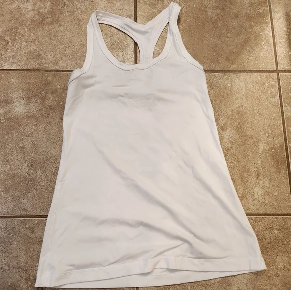 Lululemon Razorback Tank - Picture 1 of 5